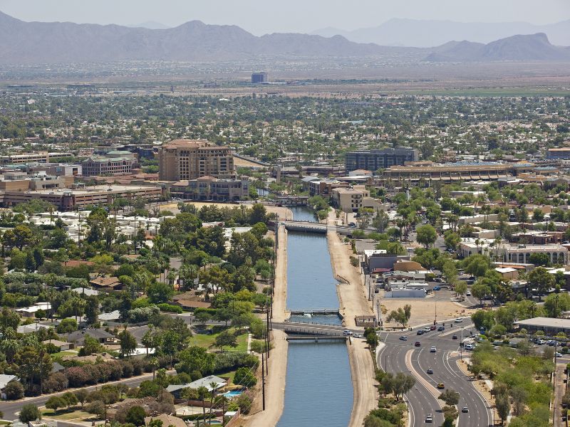 Canal running through downtown Scottsdale, Arizona